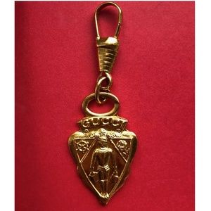 Authentic Vintage Gucci Knight Charm Pendant Zipper Pull, gold tone